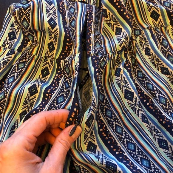 Forever 21 spaghetti strap tank • Sz Small. - Picture 5 of 8